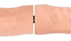 Double Gode DeepR Veiny - 2 x 28.5 cm - Largeur de 5.8 à 7.3 cm - Flesh