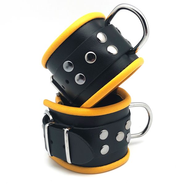 Menottes en cuir pour Poignets Noir-Jaune – Image 2