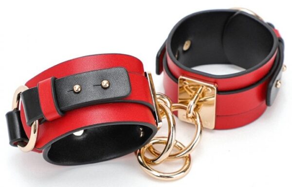 Coffret BDSM Luxury Noir-Rouge 8 Pièces – Image 6