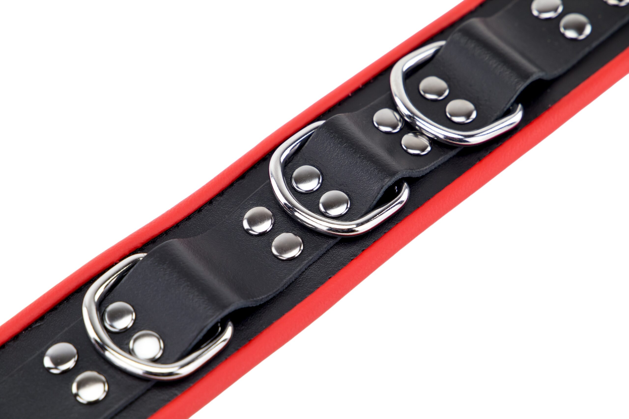 Collier en cuir avec 3 Anneaux D Rouge – Image 8