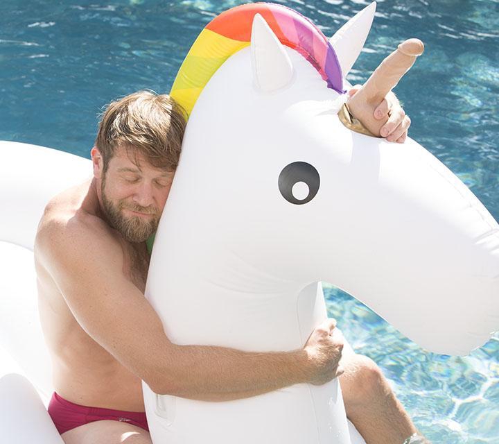 Masturbateur FleshJack Boys Cul Colby Keller – Image 8