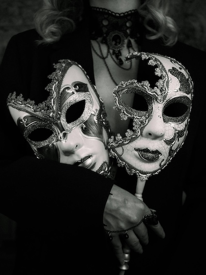 Masques noir et blanc - jeu de role